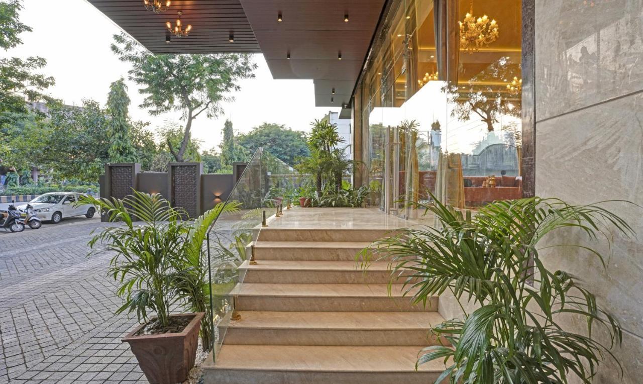 Treebo Premium Golden Bliss Trimurti Nagar Square Nagpur Exterior foto
