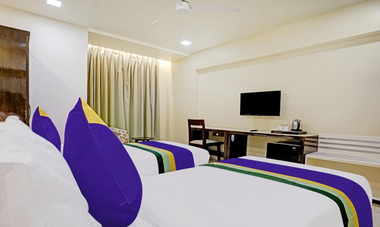 Treebo Premium Golden Bliss Trimurti Nagar Square Nagpur Exterior foto